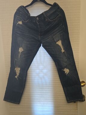 Hollister Slim Straight Distressed Dark Blue Jeans Crop Size 7